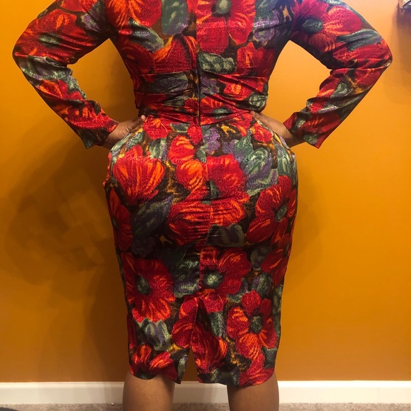 Floral dress - Picture 3 of 3